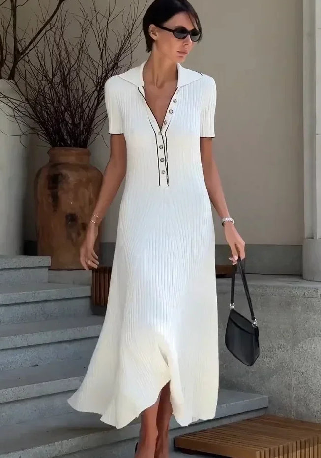 Vestido Livy em Malha Decote V com Botões